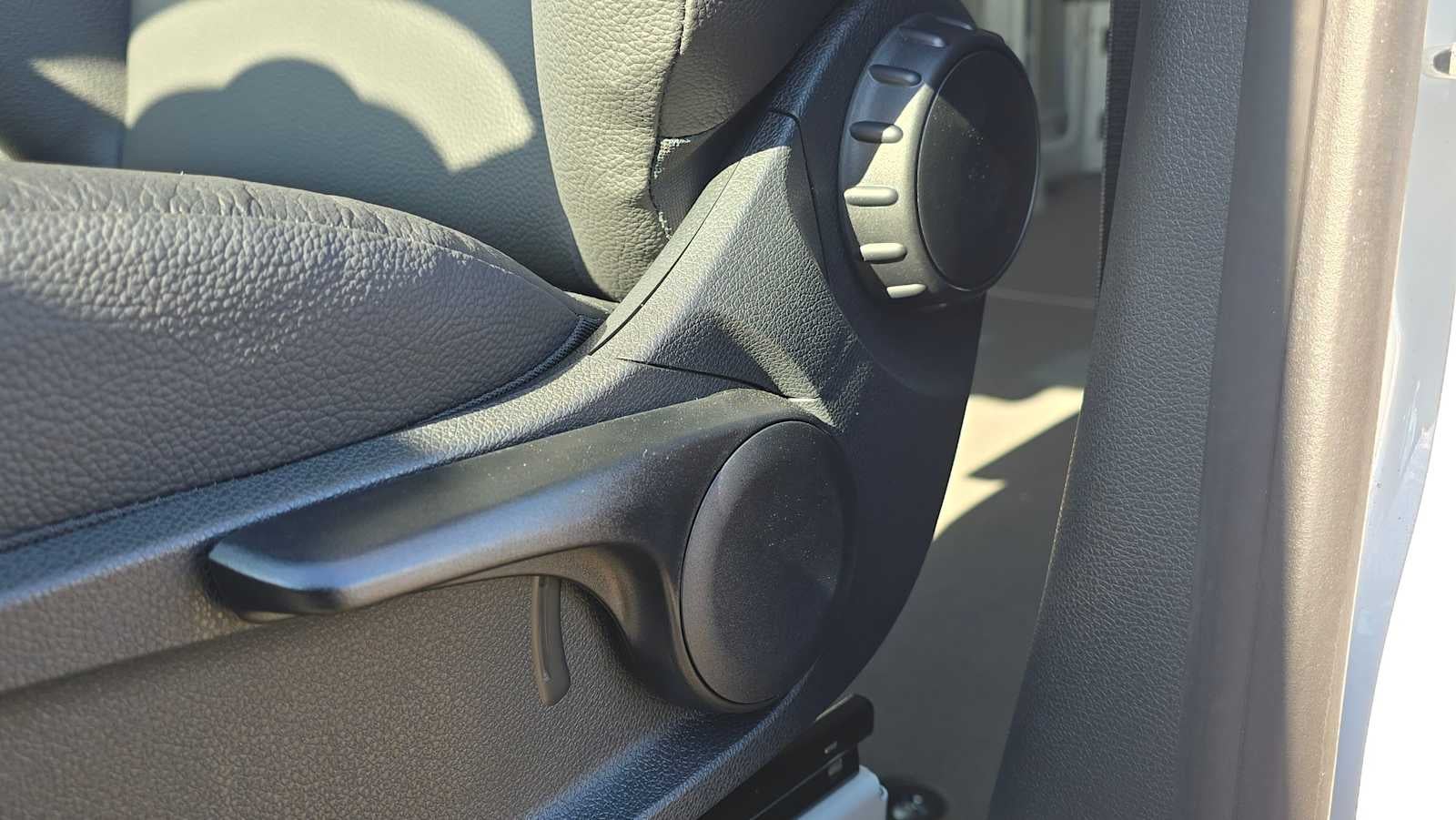 2025 Mercedes-Benz Sprinter Cargo Van 2500 Standard Roof I4 Diesel 144" RWD