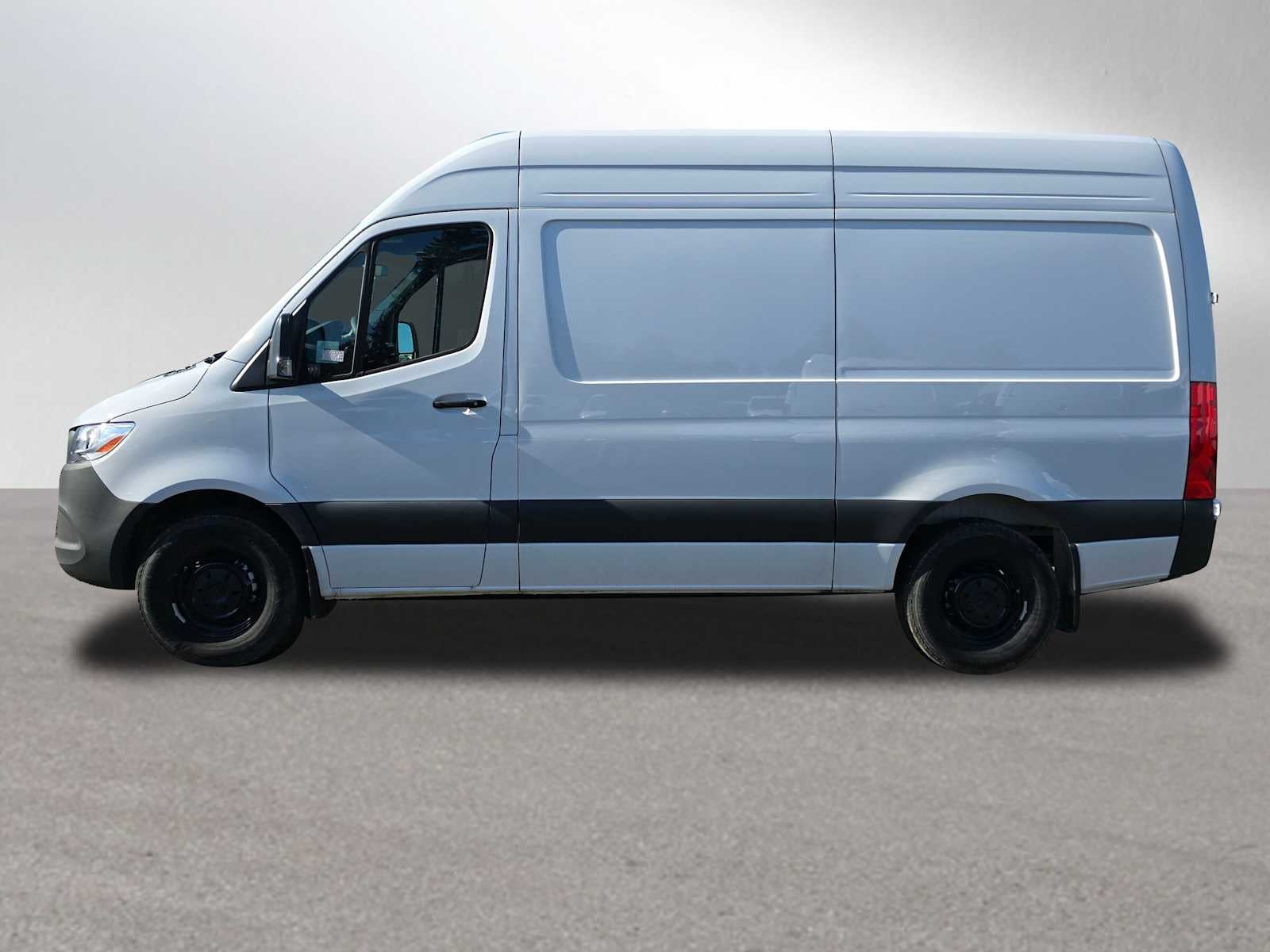 2025 Mercedes-Benz Sprinter Cargo Van 2500 Standard Roof I4 Diesel 144" RWD