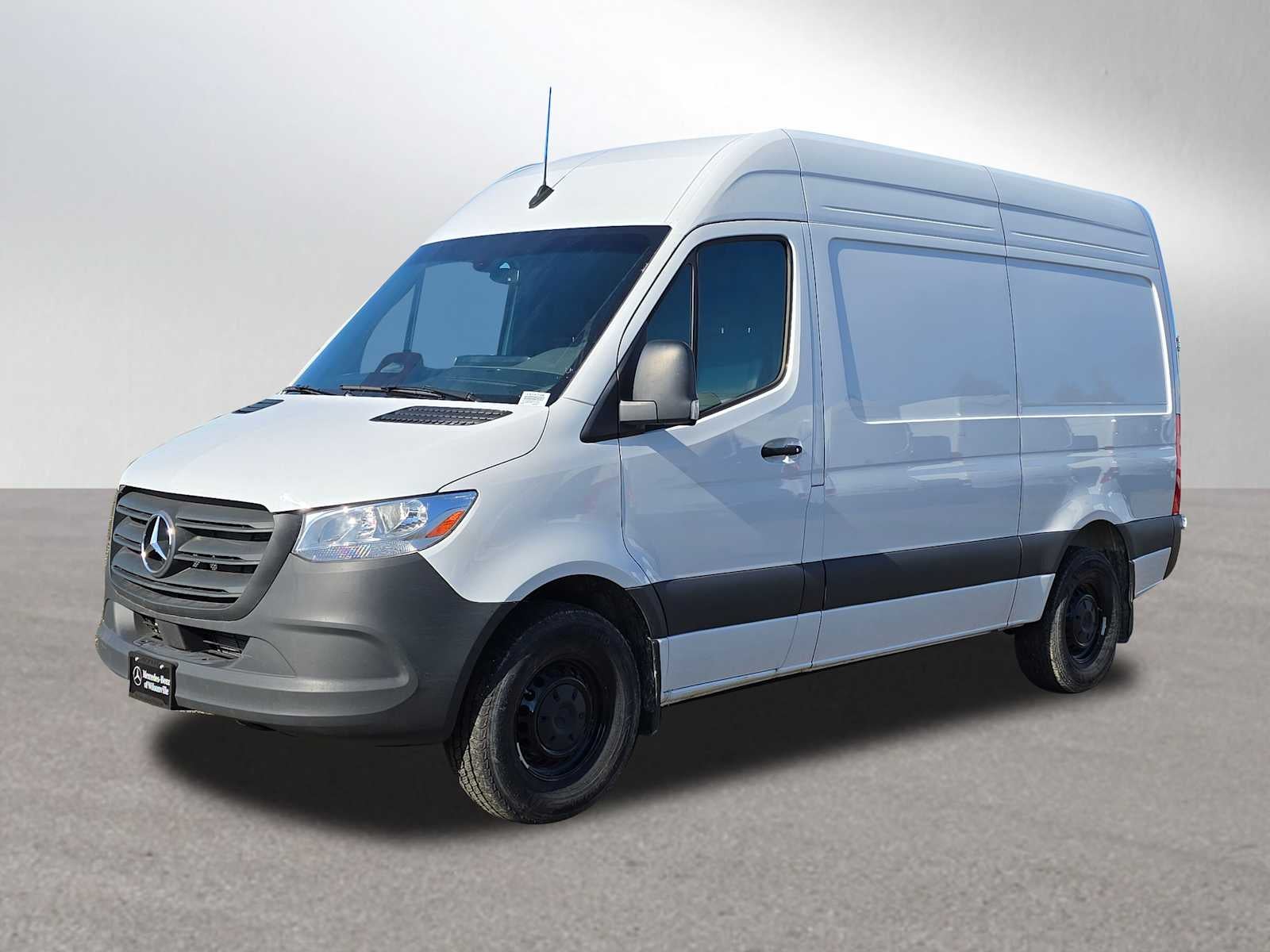 2025 Mercedes-Benz Sprinter Cargo Van 2500 Standard Roof I4 Diesel 144" RWD