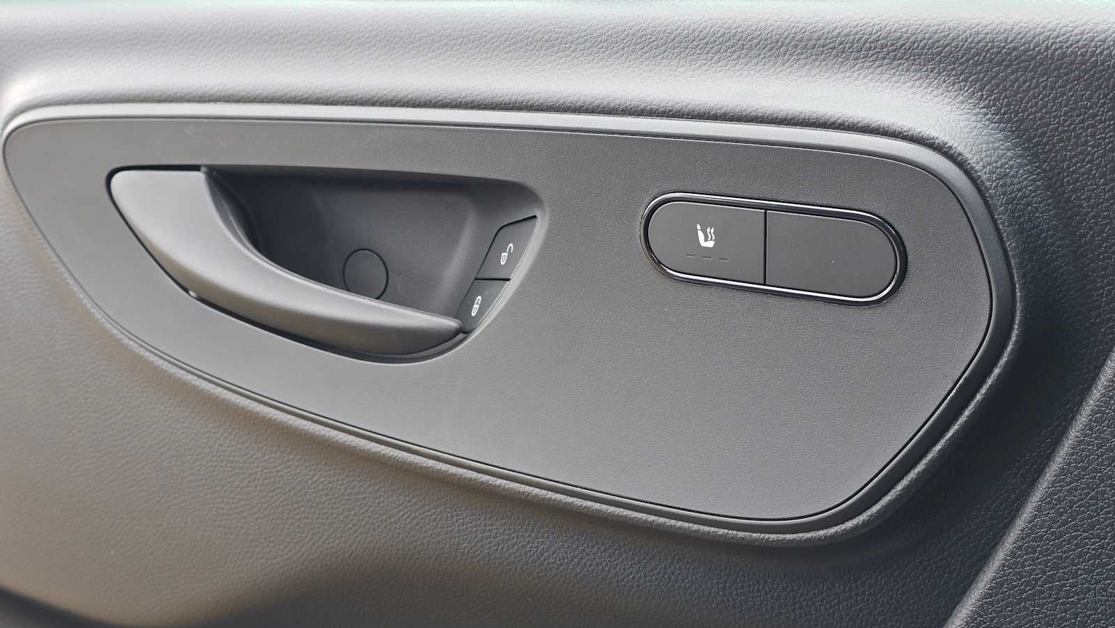 2025 Mercedes-Benz Sprinter Cargo Van 2500 Standard Roof I4 Diesel 144" RWD