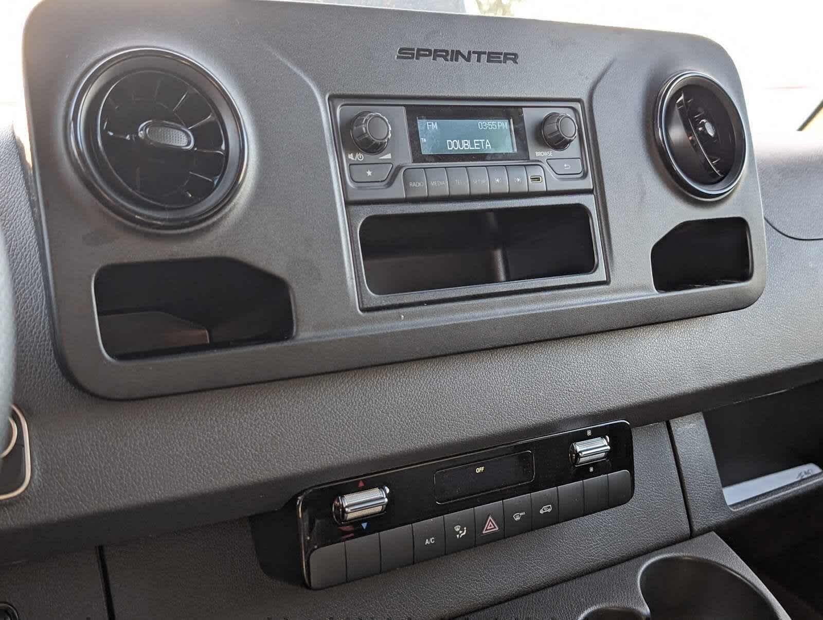 2025 Mercedes-Benz Sprinter Cargo Van 2500 Standard Roof I4 Diesel 144 RWD