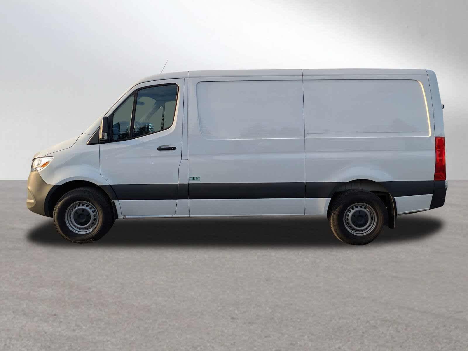 2025 Mercedes-Benz Sprinter Cargo Van 2500 Standard Roof I4 Diesel 144 RWD