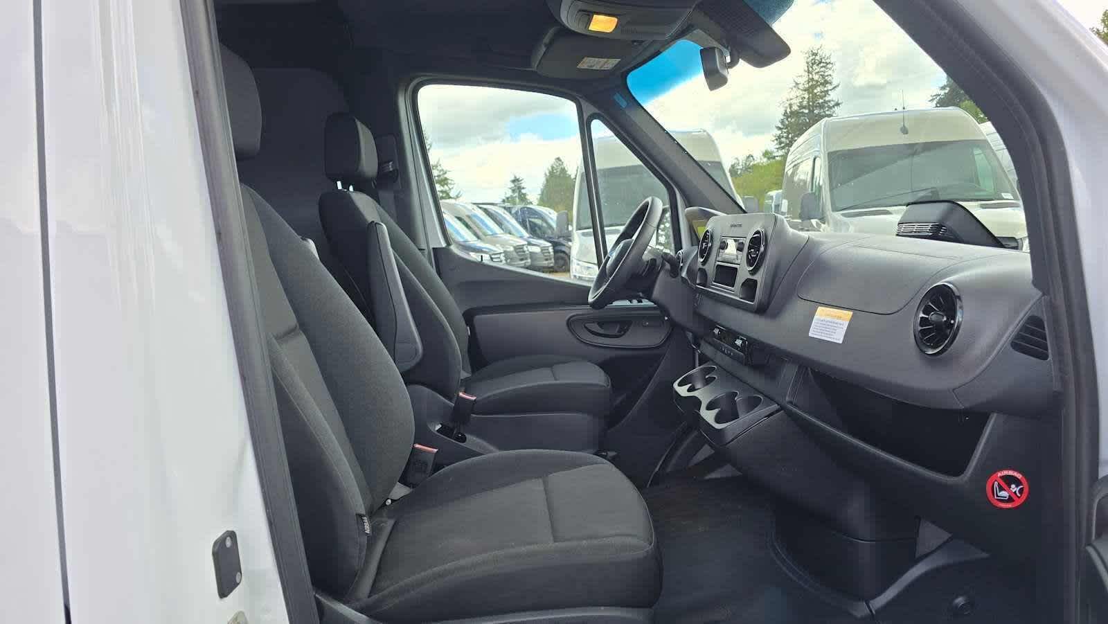 2025 Mercedes-Benz Sprinter Cargo Van 2500 Standard Roof I4 Diesel 144 RWD