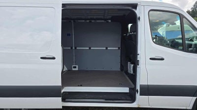 2025 Mercedes-Benz Sprinter Cargo Van 2500 Standard Roof I4 Diesel 144 RWD