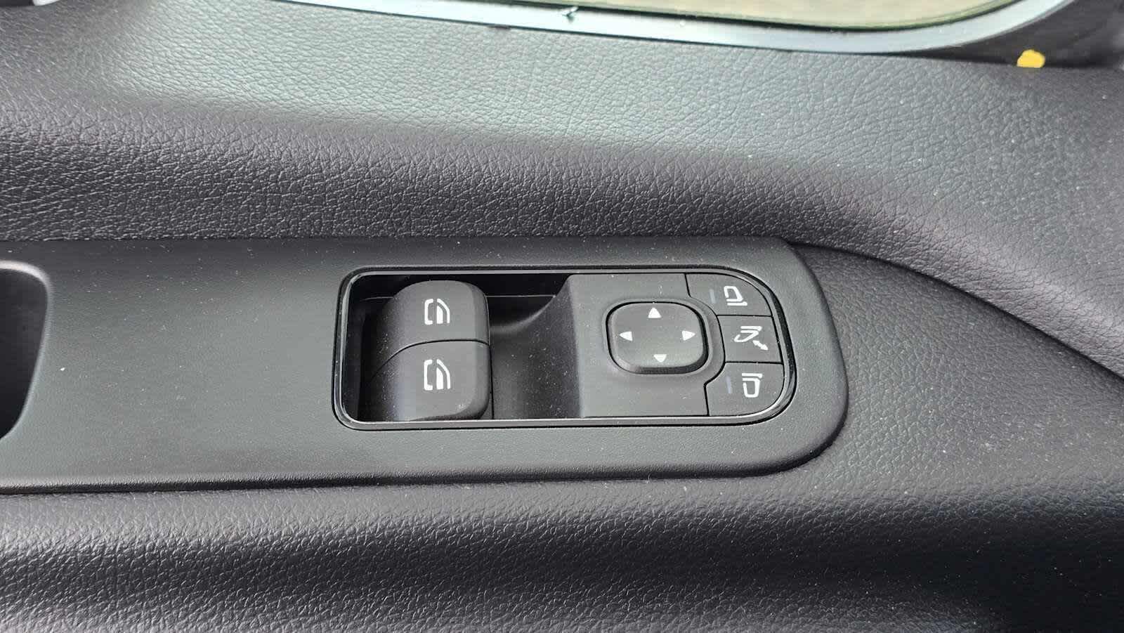 2025 Mercedes-Benz Sprinter Cargo Van 2500 Standard Roof I4 Diesel 144 RWD