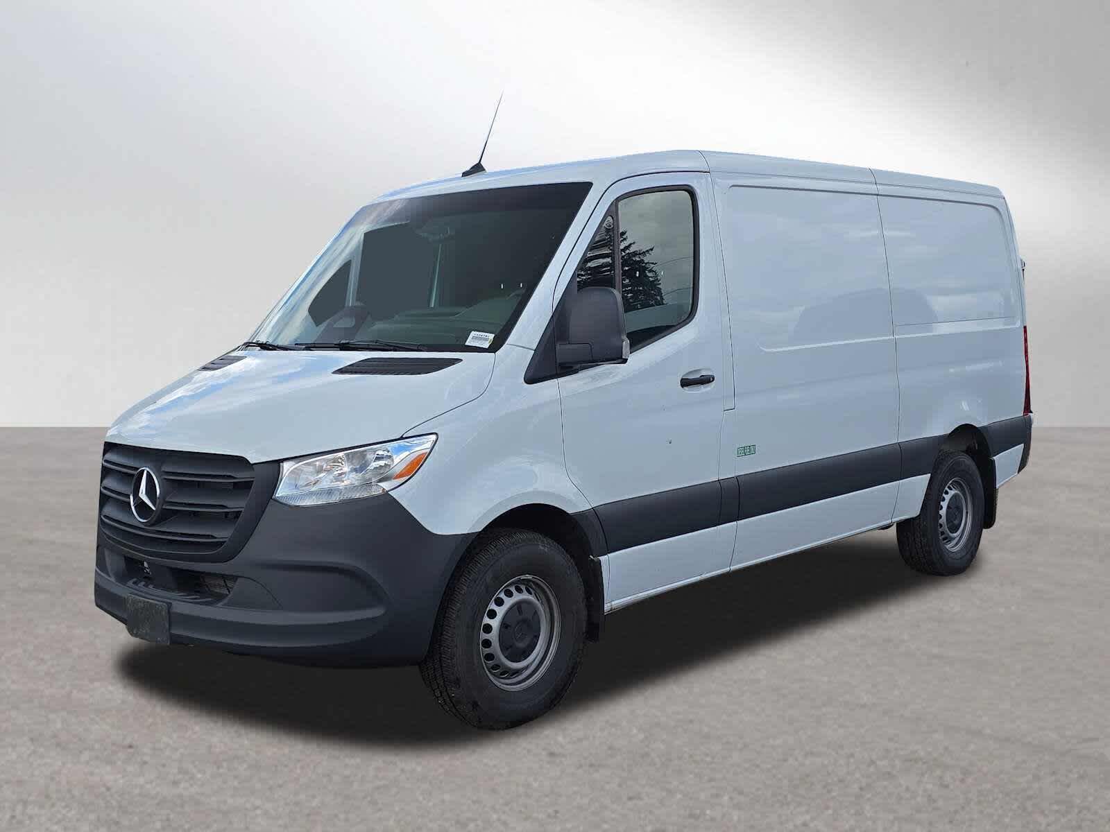 2025 Mercedes-Benz Sprinter Cargo Van 2500 Standard Roof I4 Diesel 144 RWD