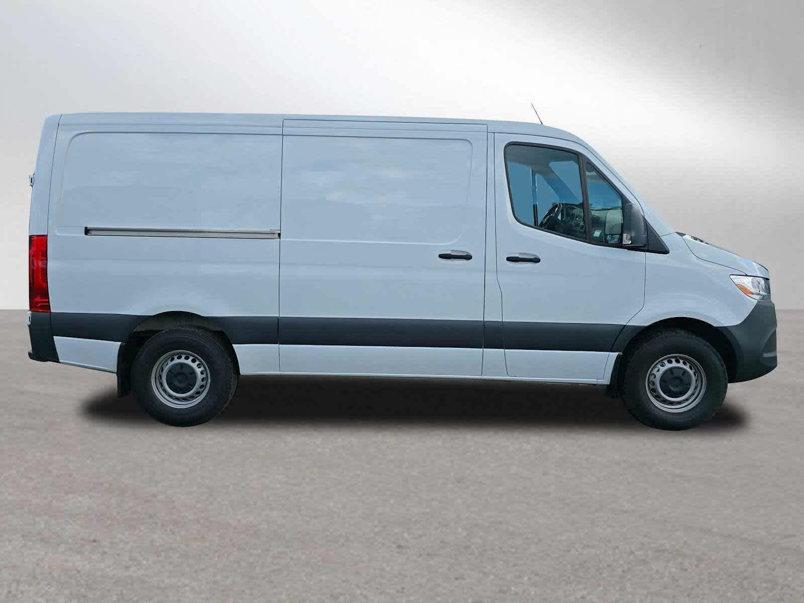 2025 Mercedes-Benz Sprinter Cargo Van 2500 Standard Roof I4 Diesel 144 RWD