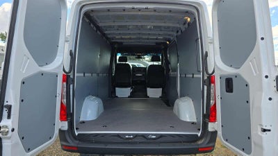 2025 Mercedes-Benz Sprinter Cargo Van 2500 Standard Roof I4 Diesel 144 RWD