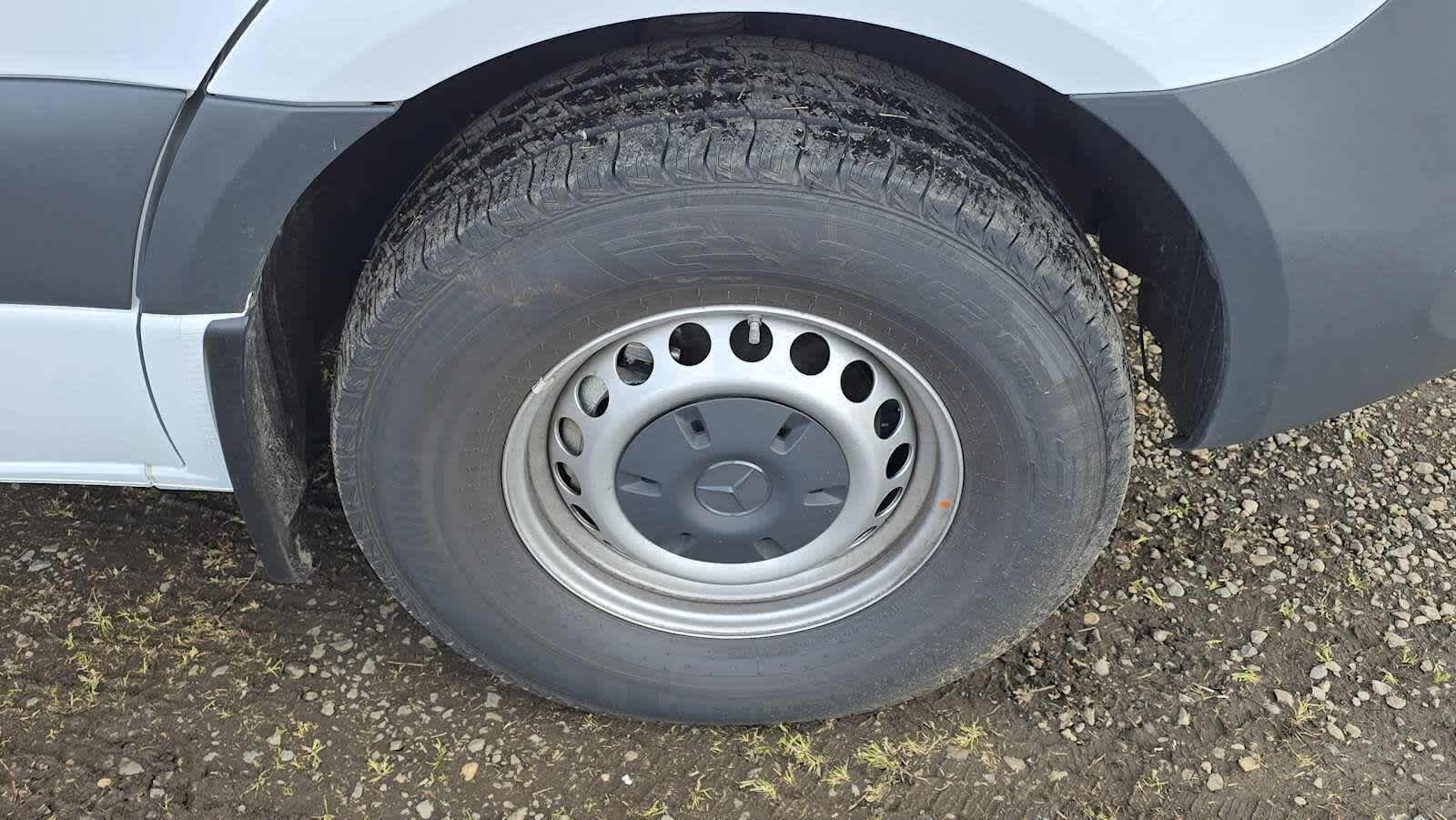 2025 Mercedes-Benz Sprinter Cargo Van 2500 Standard Roof I4 Diesel 144 RWD