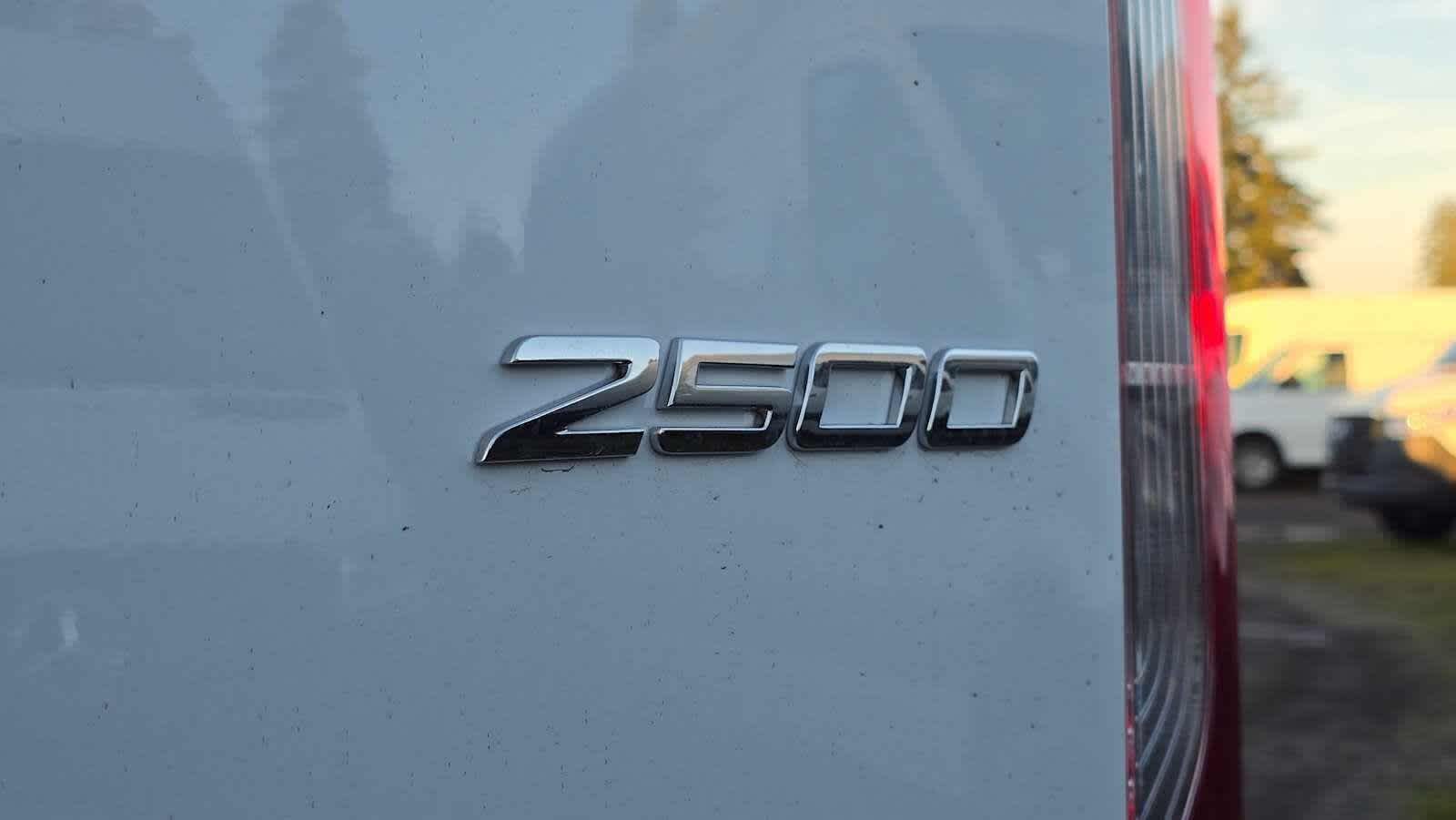 2026 Mercedes-Benz Sprinter 2500 Standard Roof I4 Diesel 144" RWD