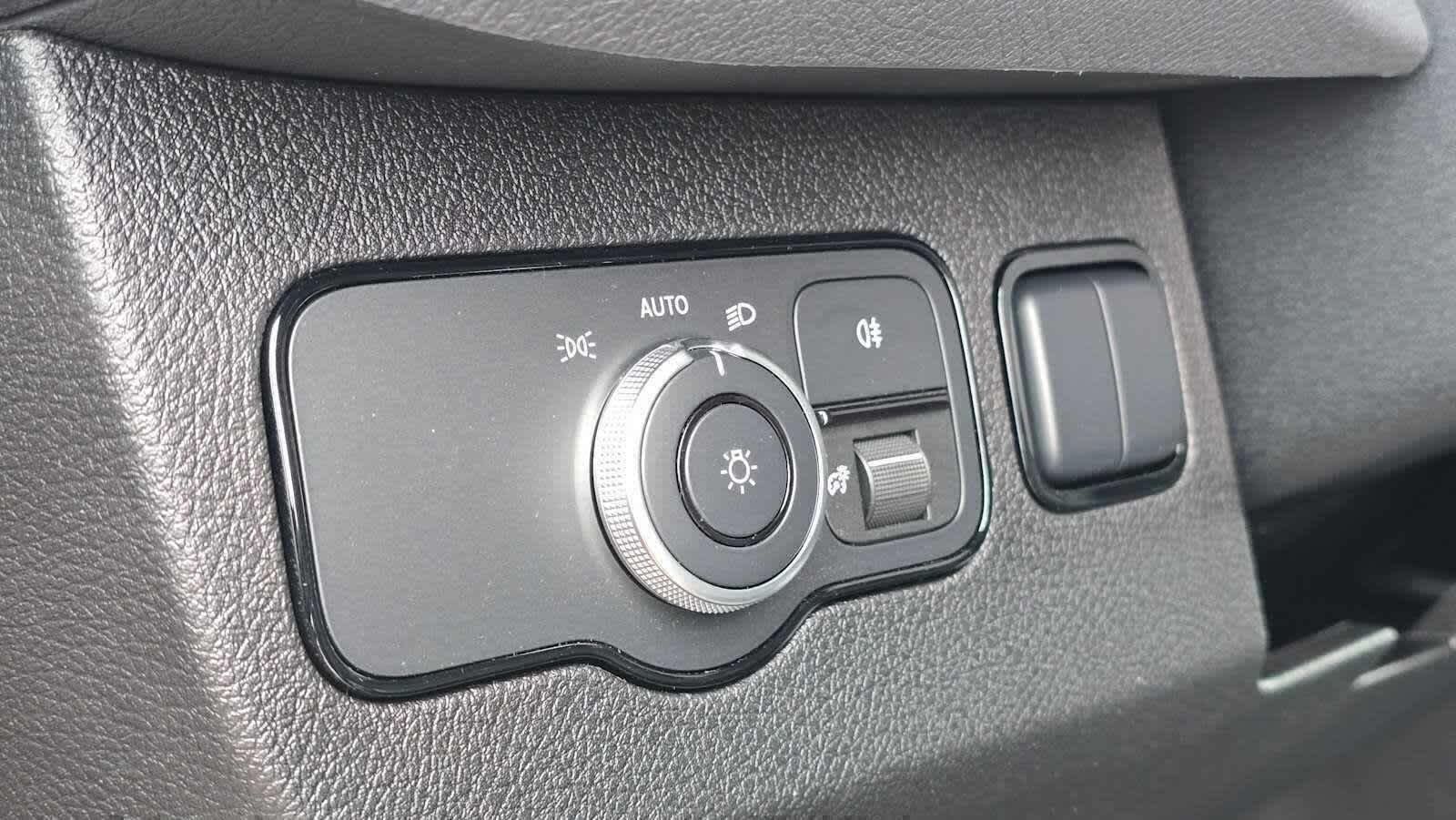 2026 Mercedes-Benz Sprinter 2500 Standard Roof I4 Diesel 144 RWD