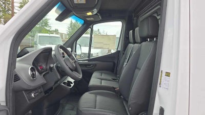 2026 Mercedes-Benz Sprinter 2500 Standard Roof I4 Diesel 144 RWD