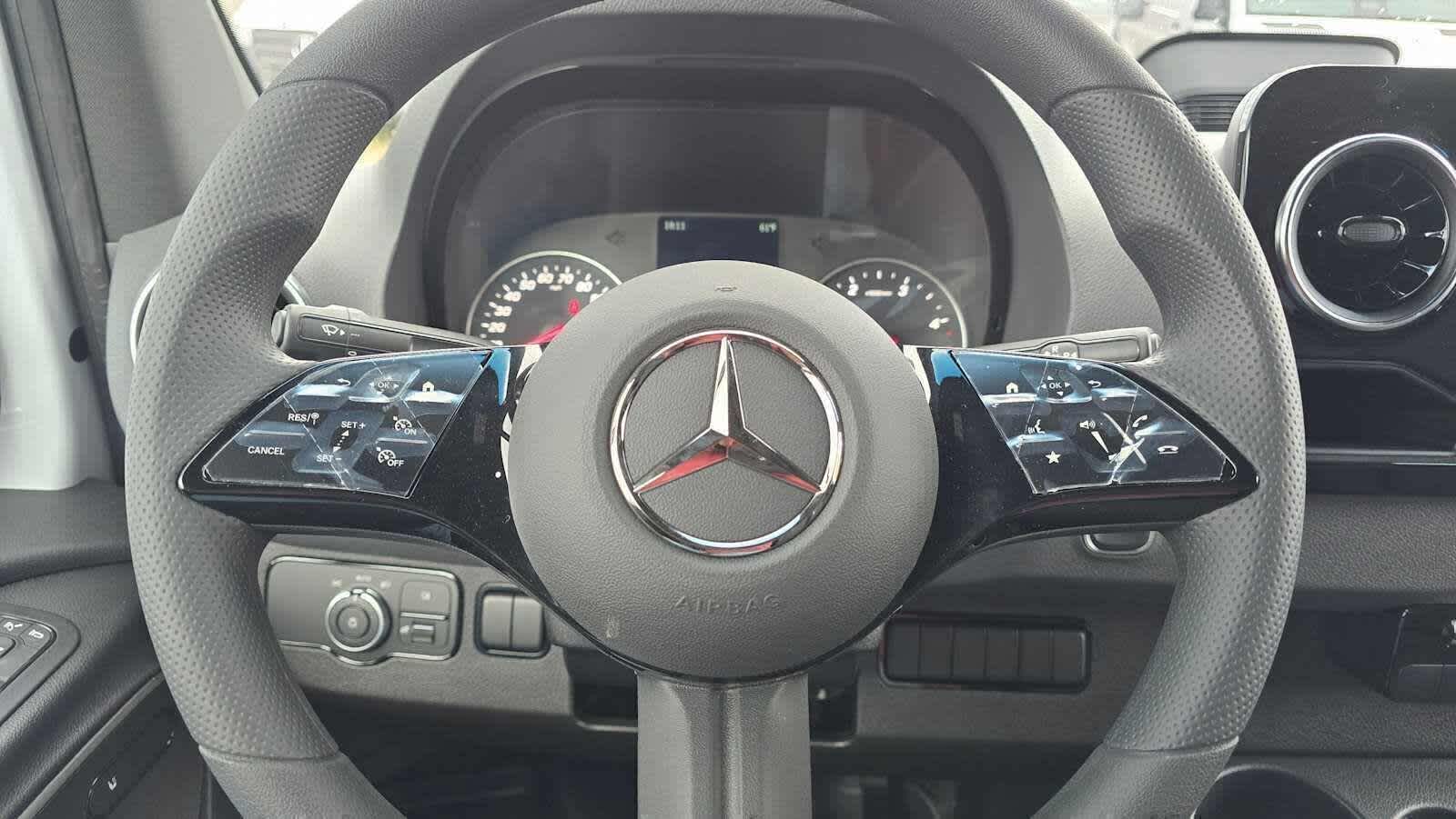 2026 Mercedes-Benz Sprinter 2500 Standard Roof I4 Diesel 144 RWD