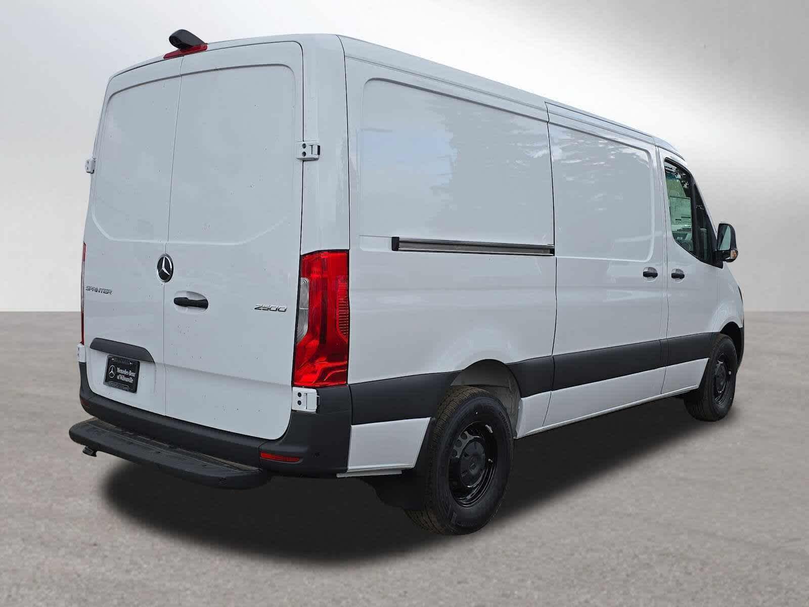 2026 Mercedes-Benz Sprinter 2500 Standard Roof I4 Diesel 144 RWD