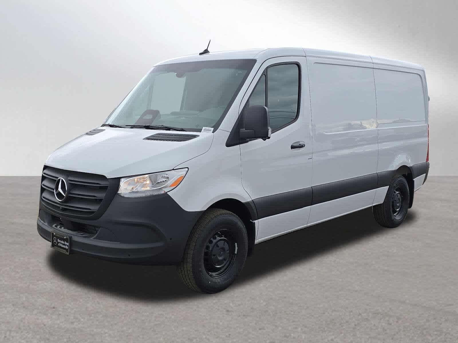 2026 Mercedes-Benz Sprinter 2500 Standard Roof I4 Diesel 144 RWD