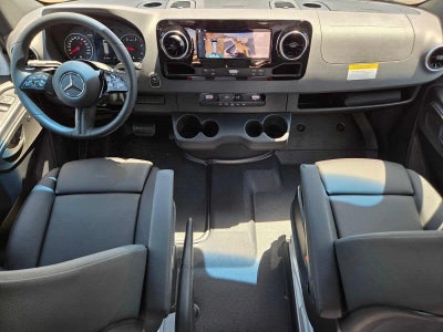 2026 Mercedes-Benz Sprinter 2500 Standard Roof I4 Diesel 144 RWD