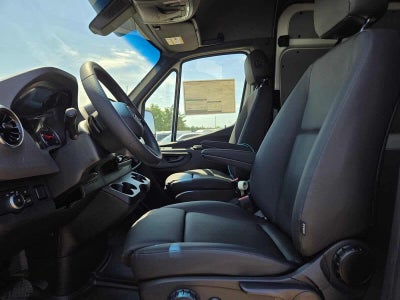 2026 Mercedes-Benz Sprinter 2500 Standard Roof I4 Diesel 144 RWD