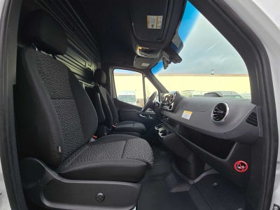 2026 Mercedes-Benz Sprinter Cargo 2500 Standard Roof I4 Diesel 144 RWD