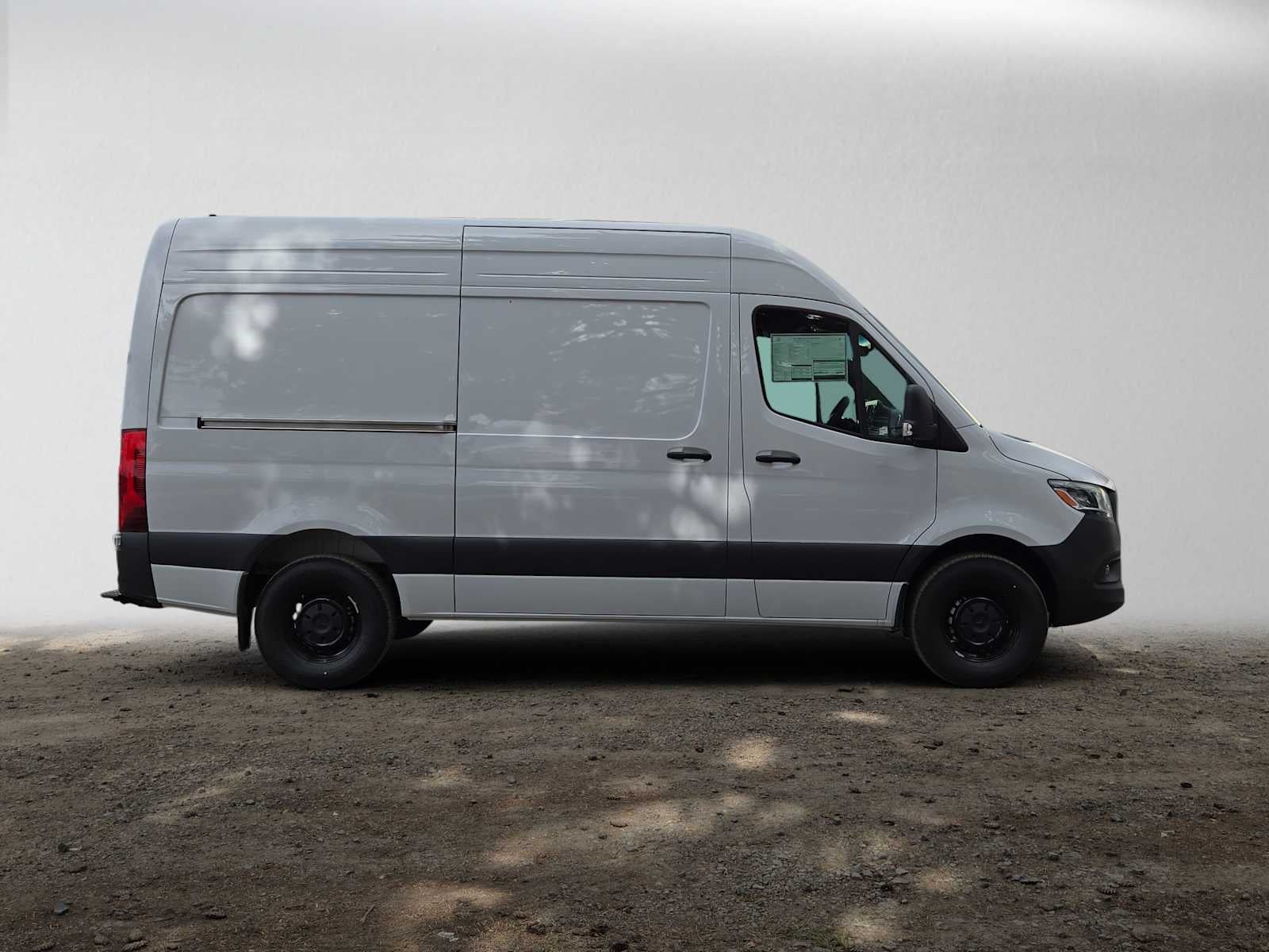 2026 Mercedes-Benz Sprinter Cargo 2500 Standard Roof I4 Diesel 144 RWD