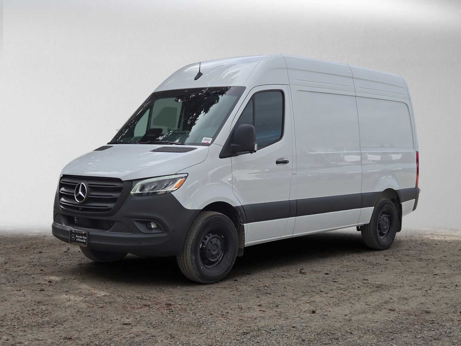 2026 Mercedes-Benz Sprinter Cargo 2500 Standard Roof I4 Diesel 144 RWD