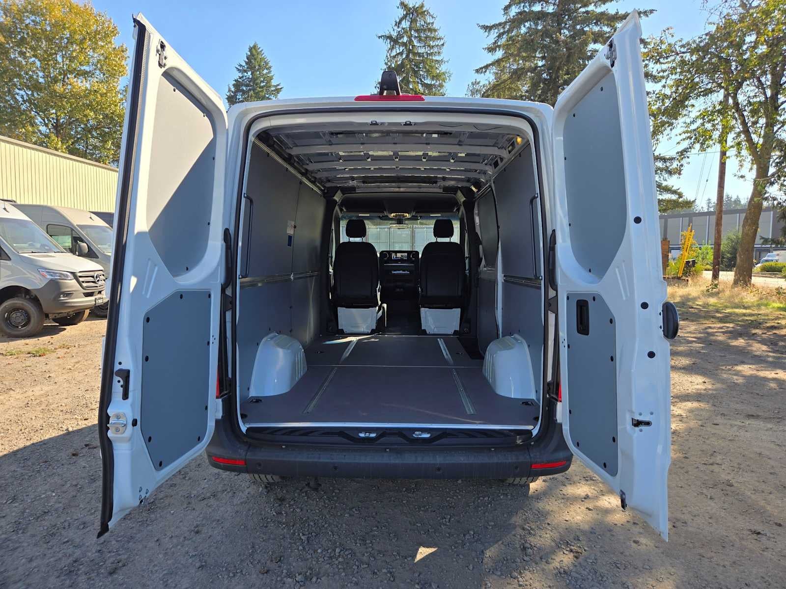 2026 Mercedes-Benz Sprinter Cargo 2500 Standard Roof I4 Diesel 144 RWD