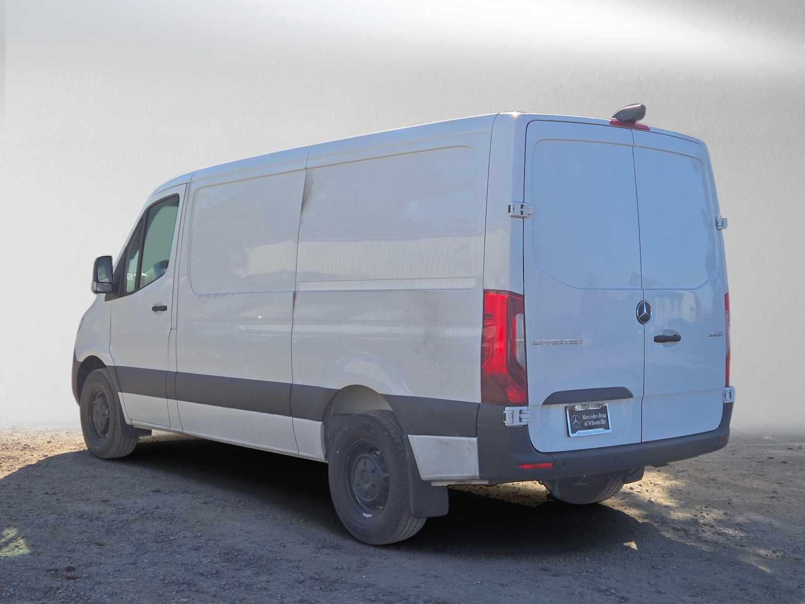 2026 Mercedes-Benz Sprinter Cargo 2500 Standard Roof I4 Diesel 144 RWD