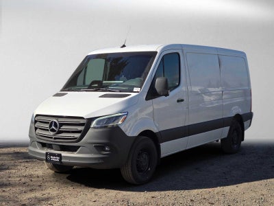2026 Mercedes-Benz Sprinter Cargo 2500 Standard Roof I4 Diesel 144 RWD
