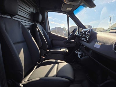 2026 Mercedes-Benz Sprinter Cargo 2500 Standard Roof I4 Diesel 144 RWD