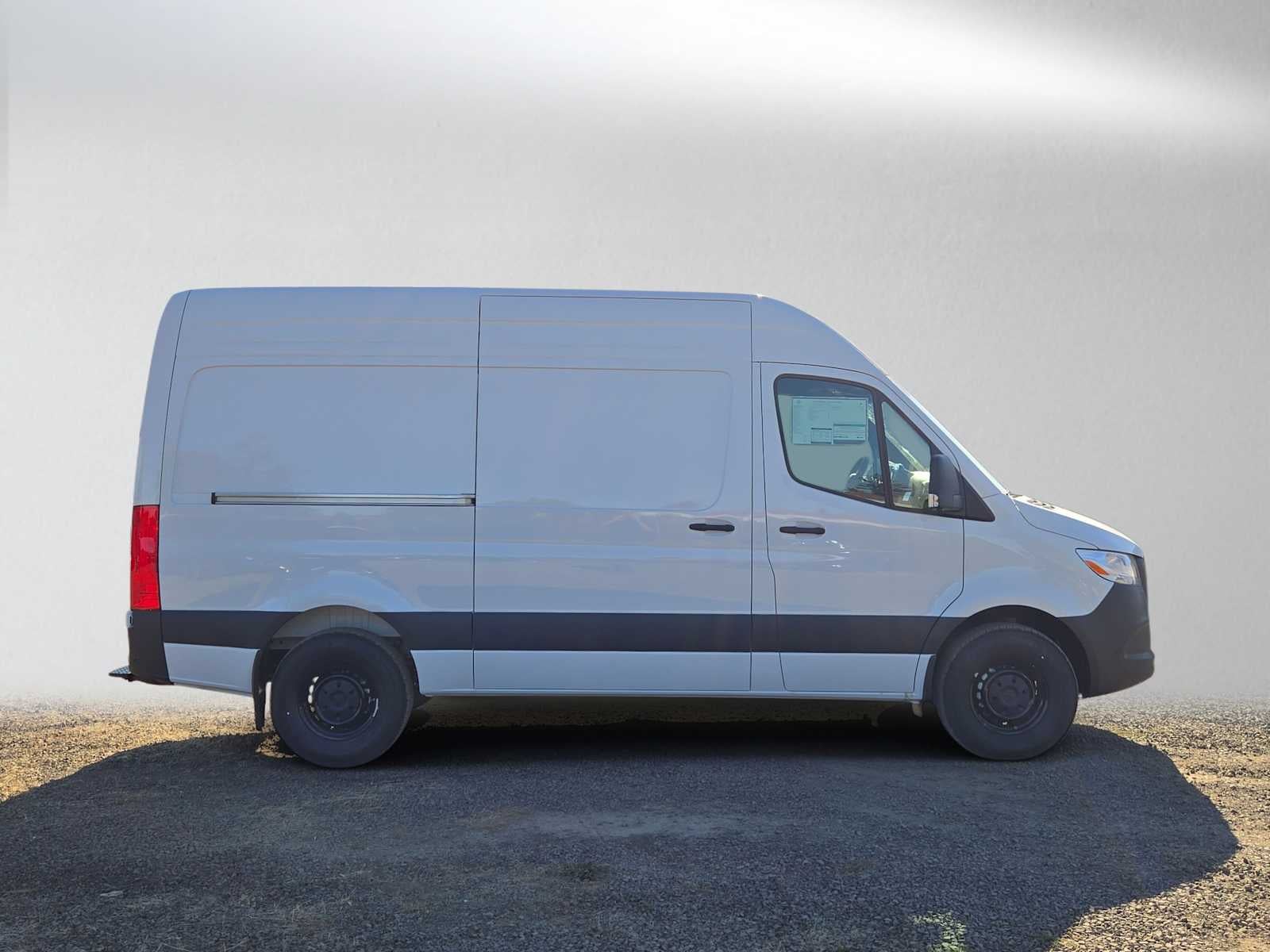 2026 Mercedes-Benz Sprinter Cargo 2500 Standard Roof I4 Diesel 144 RWD