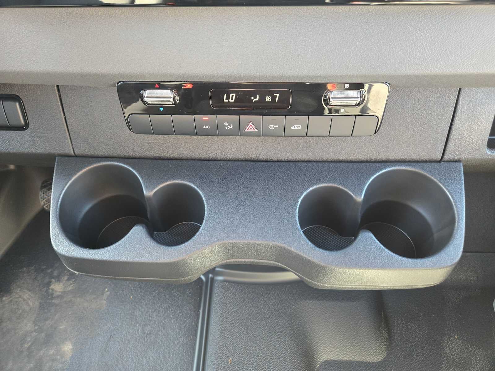 2026 Mercedes-Benz Sprinter Cargo 2500 Standard Roof I4 Diesel 144 RWD