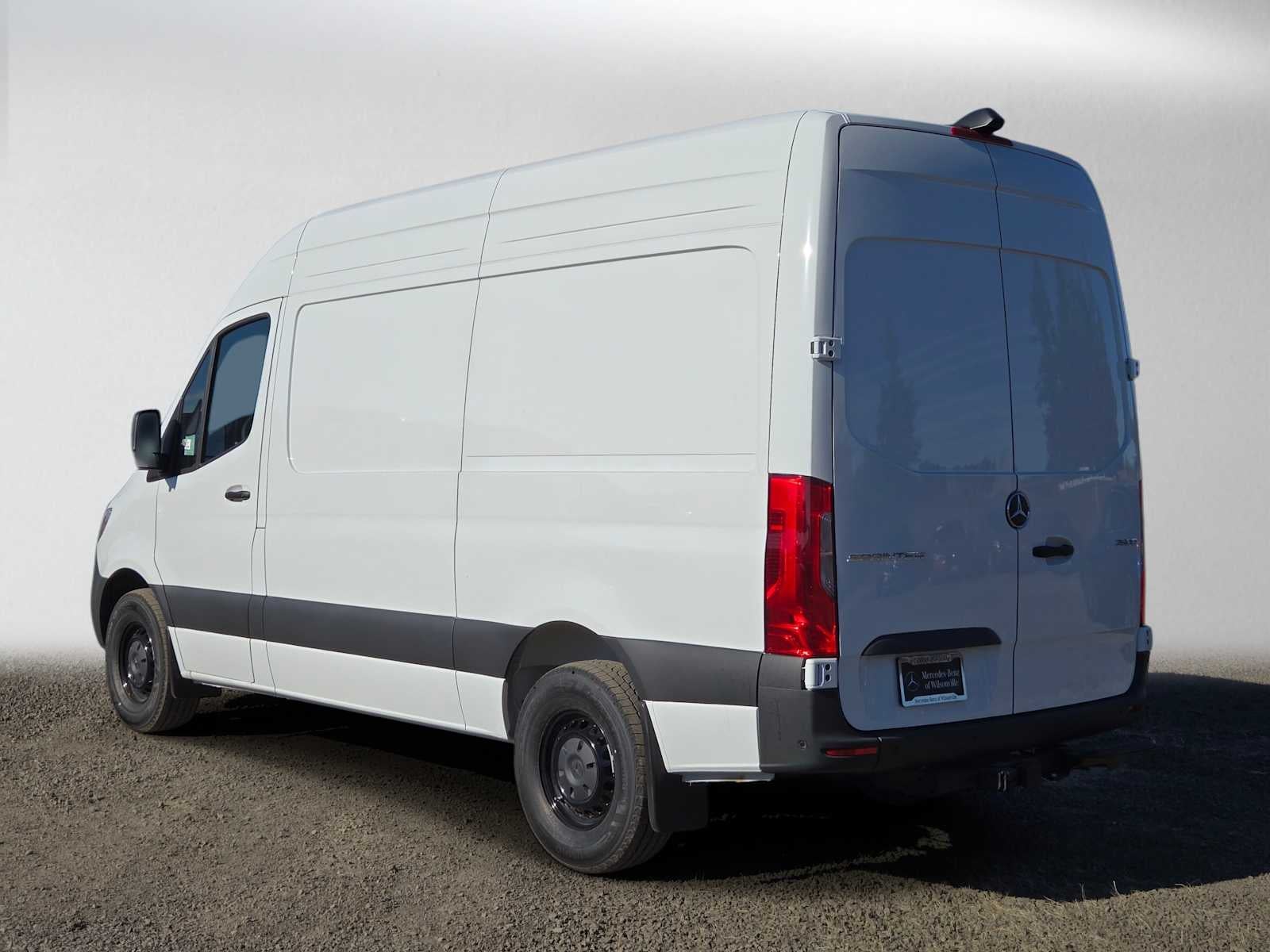 2026 Mercedes-Benz Sprinter Cargo 2500 Standard Roof I4 Diesel 144 RWD