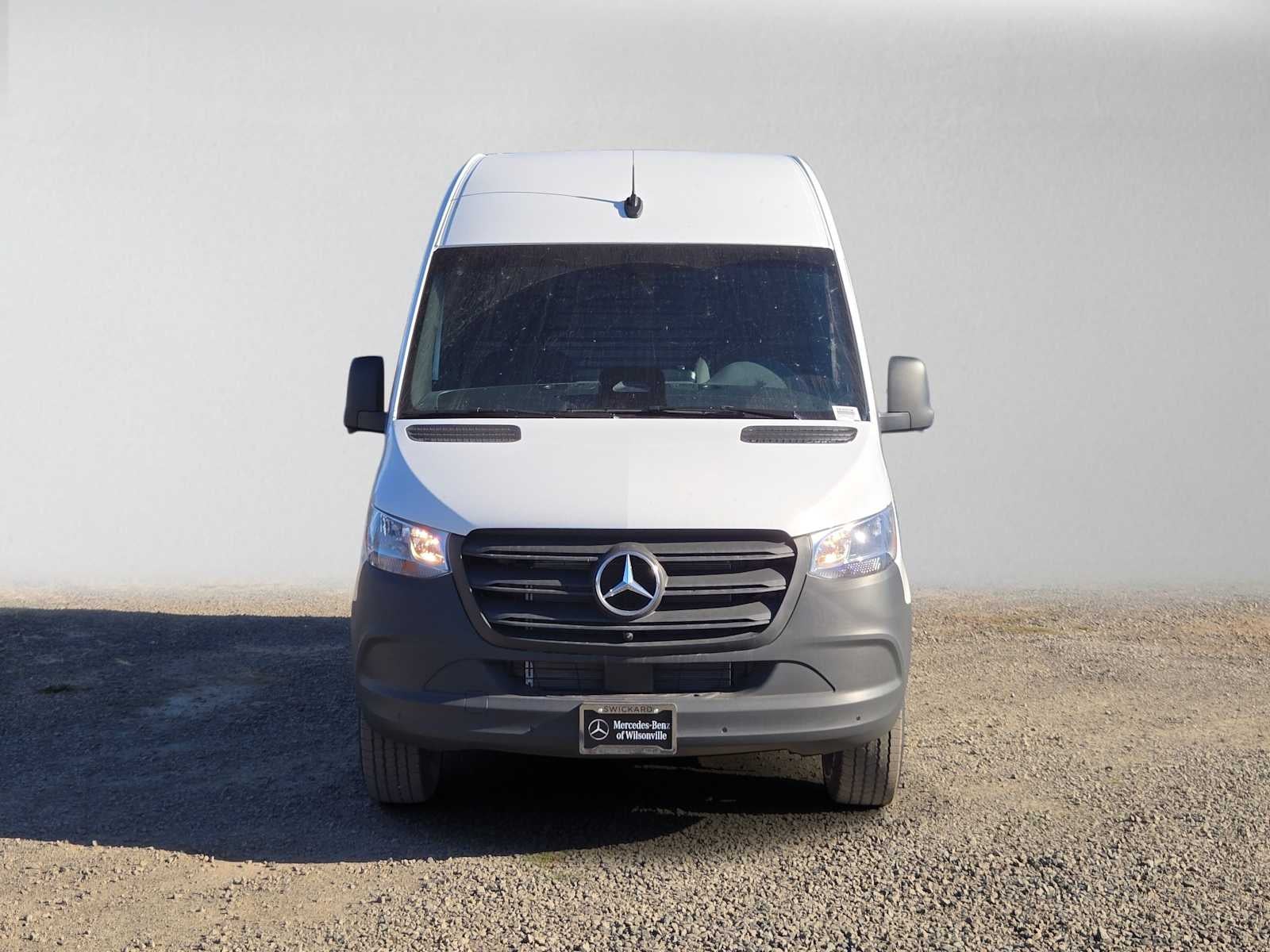 2026 Mercedes-Benz Sprinter Cargo 2500 Standard Roof I4 Diesel 144 RWD