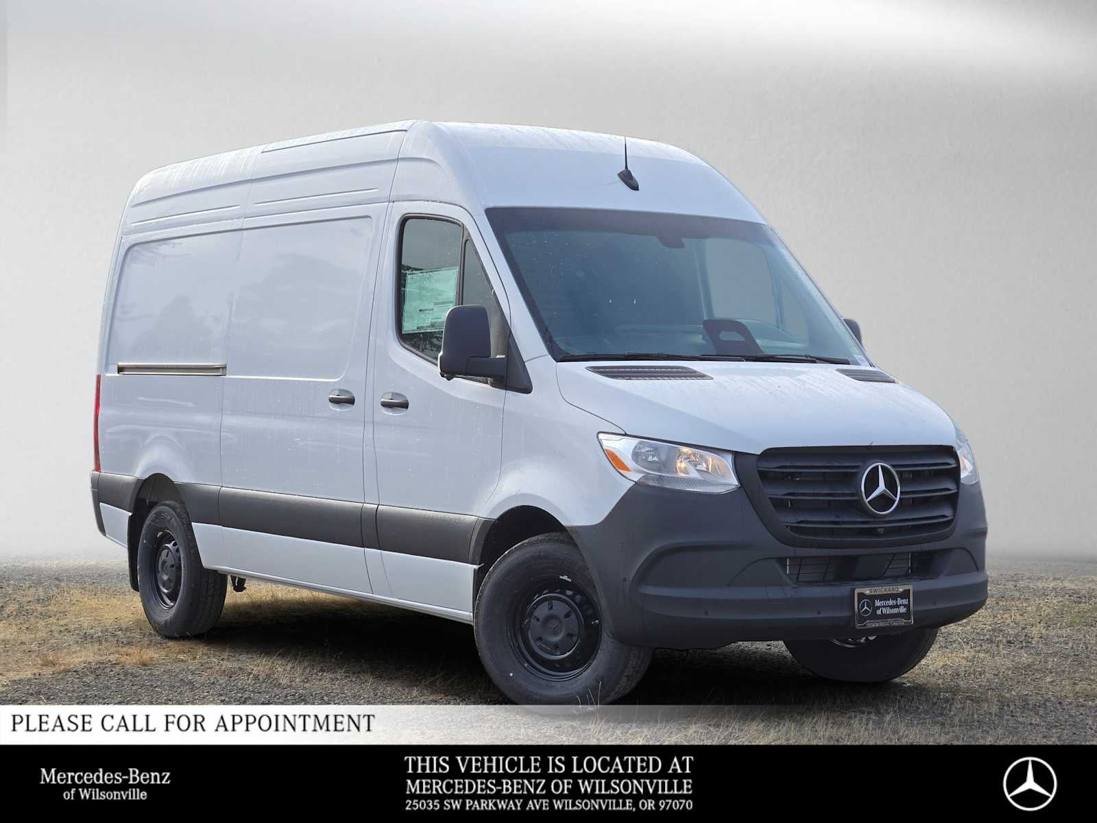 2026 Mercedes-Benz Sprinter Cargo 2500 Standard Roof I4 Diesel 144 RWD
