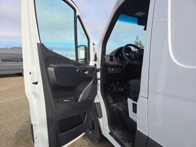 2026 Mercedes-Benz Sprinter Cargo 2500 Standard Roof I4 Diesel 144 RWD