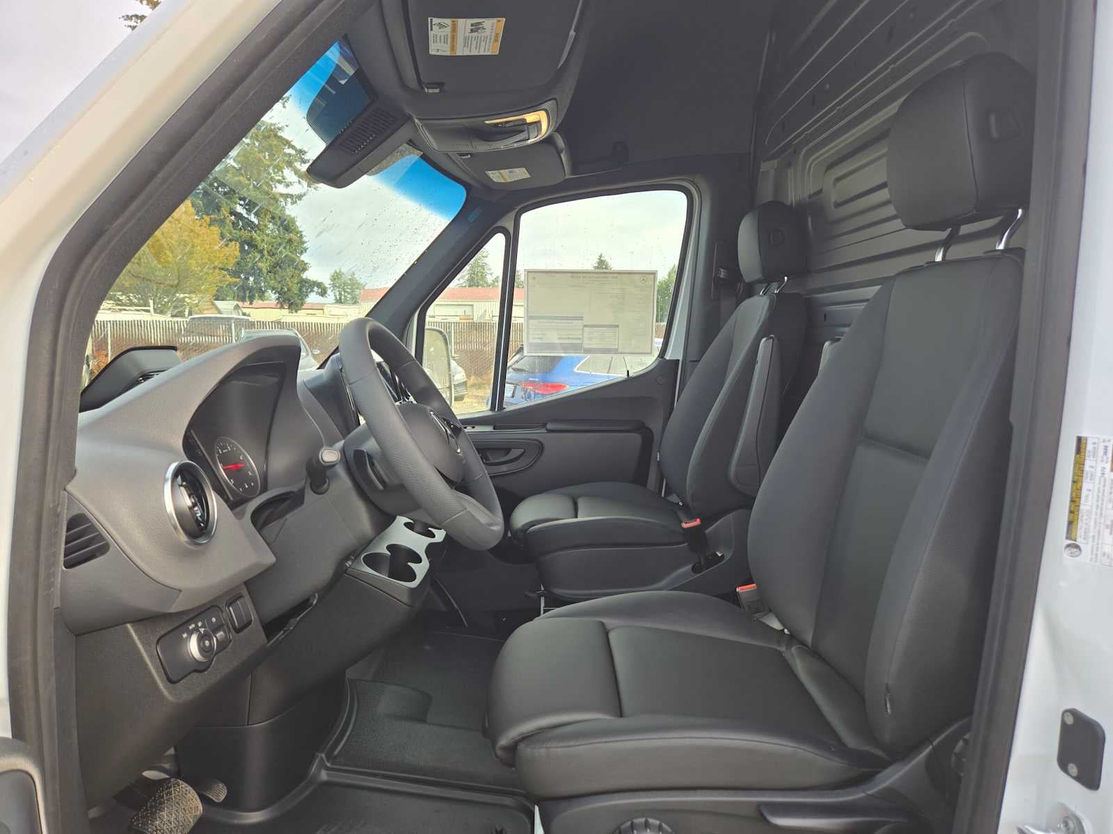 2026 Mercedes-Benz Sprinter Cargo 2500 Standard Roof I4 Diesel 144 RWD