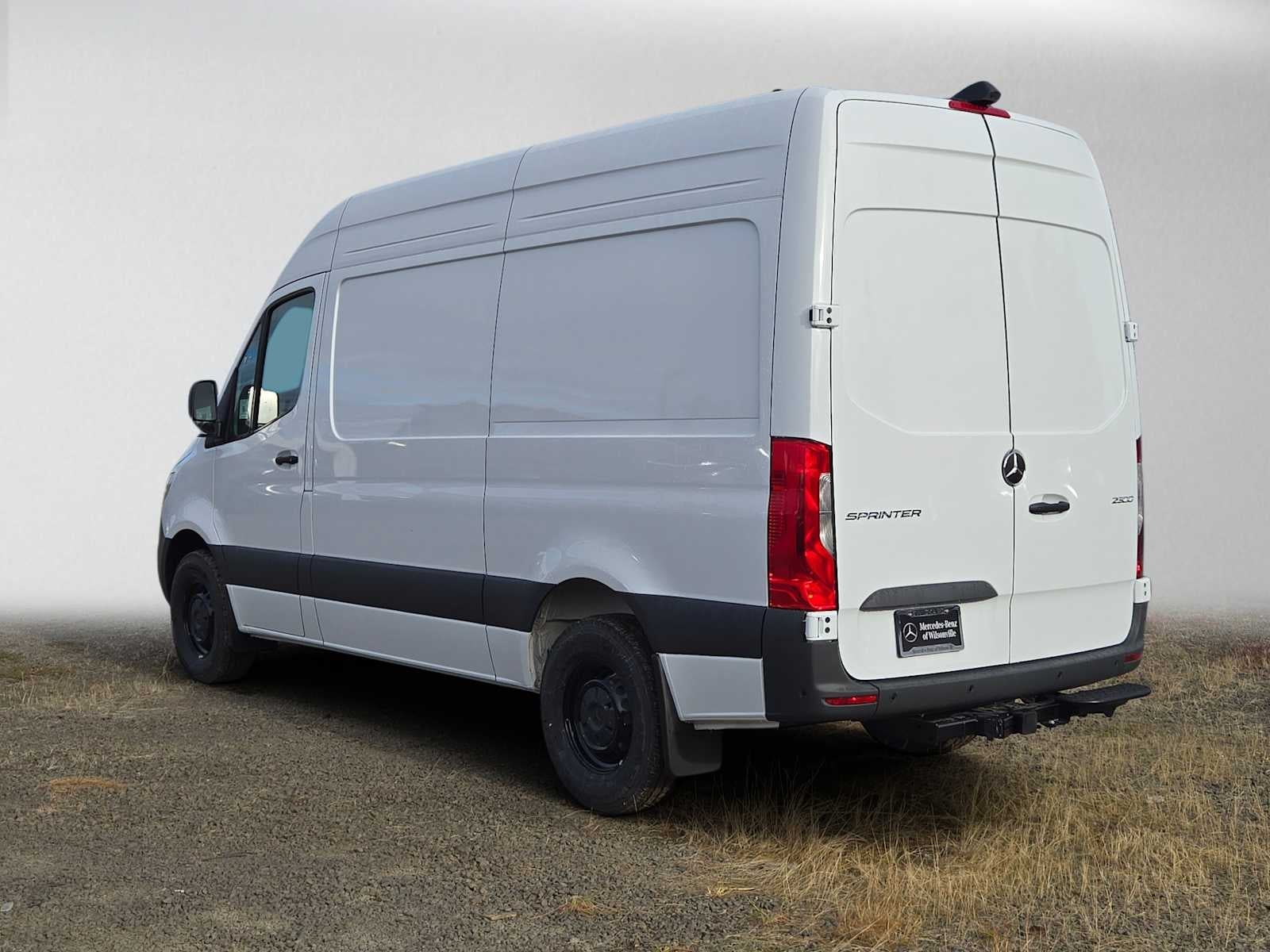 2026 Mercedes-Benz Sprinter Cargo 2500 Standard Roof I4 Diesel 144 RWD