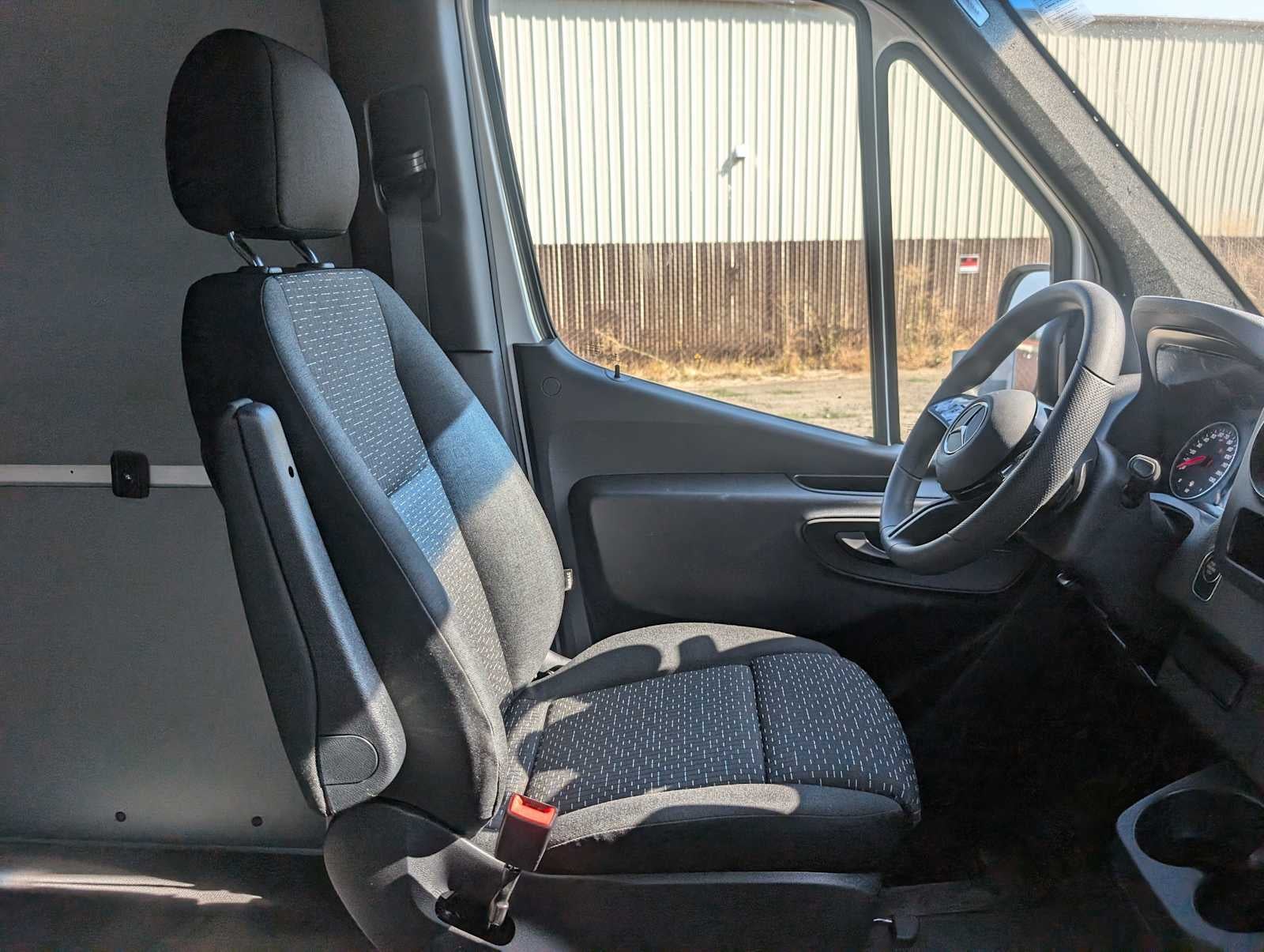 2025 Mercedes-Benz Sprinter Cargo Van 2500 Standard Roof I4 Diesel 144" RWD