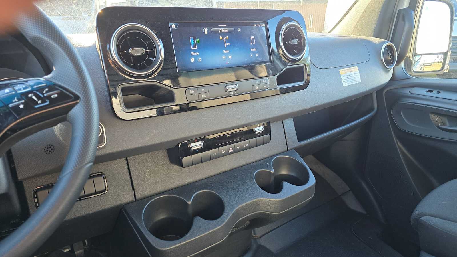 2025 Mercedes-Benz Sprinter Cargo Van 2500 Standard Roof I4 Diesel 144" RWD