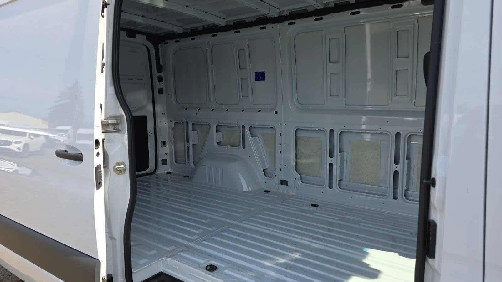 2025 Mercedes-Benz Sprinter Cargo Van 2500 Standard Roof I4 Diesel 144 RWD