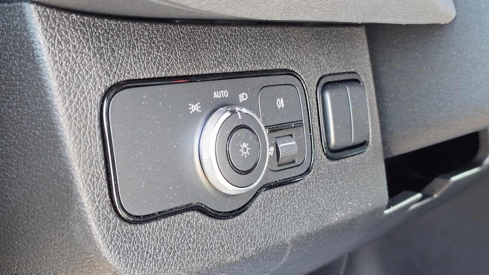 2025 Mercedes-Benz Sprinter Cargo Van 2500 Standard Roof I4 Diesel 144 RWD