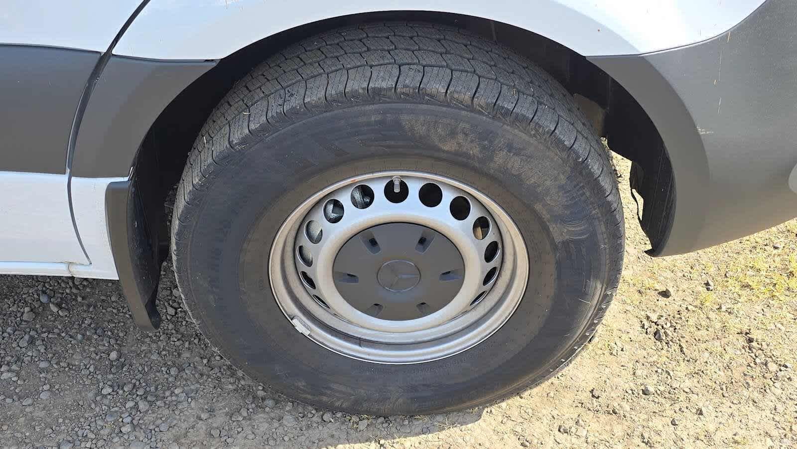 2025 Mercedes-Benz Sprinter Cargo Van 2500 Standard Roof I4 Diesel 144 RWD