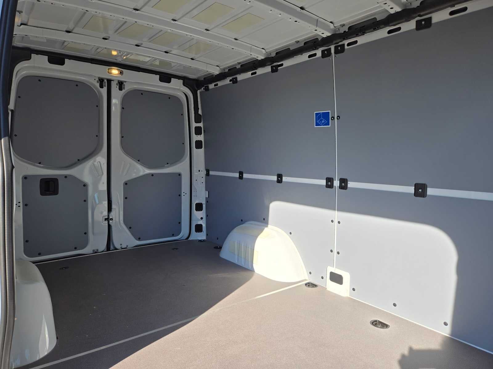 2026 Mercedes-Benz Sprinter Cargo 2500 Standard Roof I4 Diesel 144 RWD