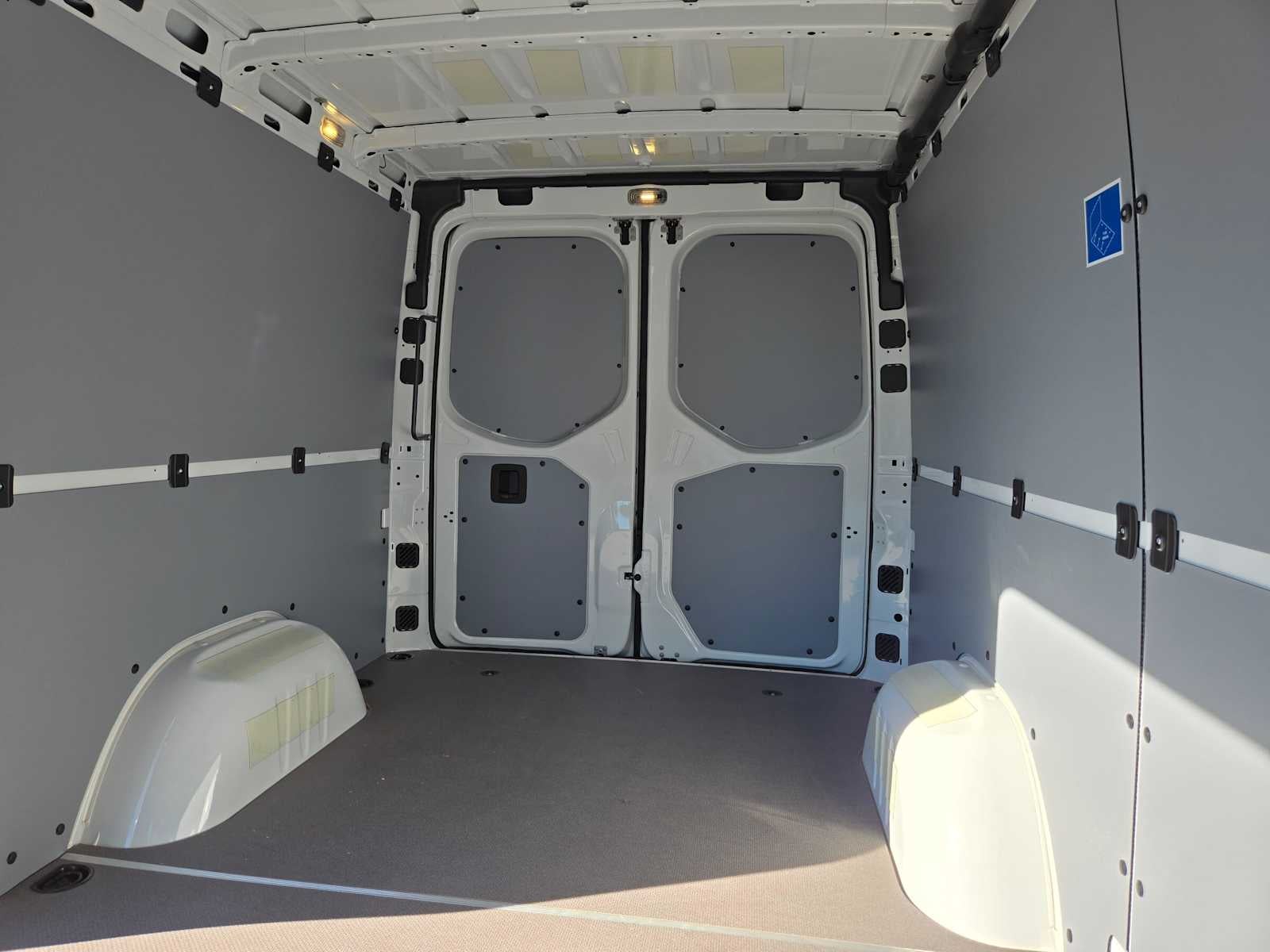 2026 Mercedes-Benz Sprinter Cargo 2500 Standard Roof I4 Diesel 144 RWD