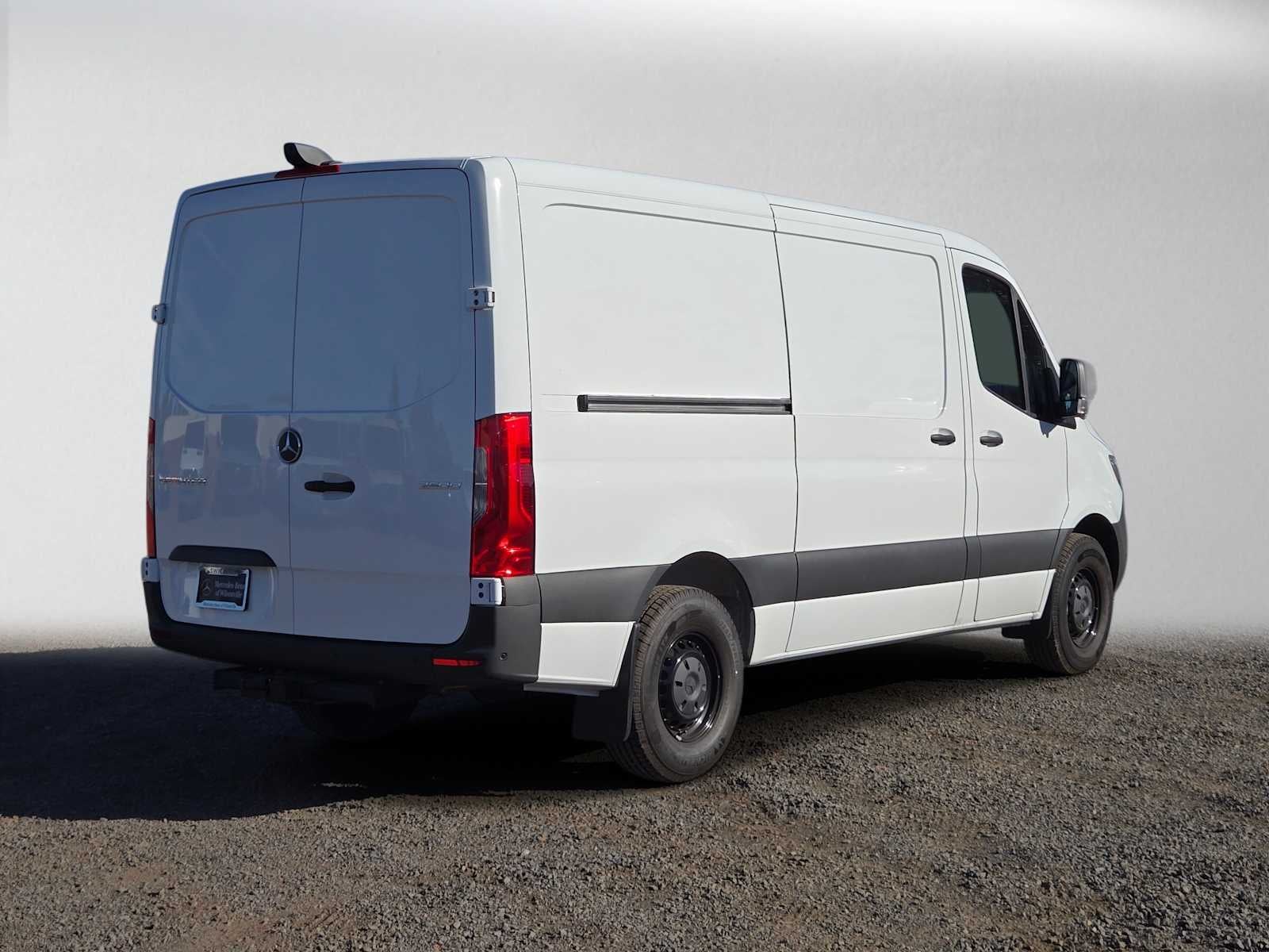 2026 Mercedes-Benz Sprinter Cargo 2500 Standard Roof I4 Diesel 144 RWD