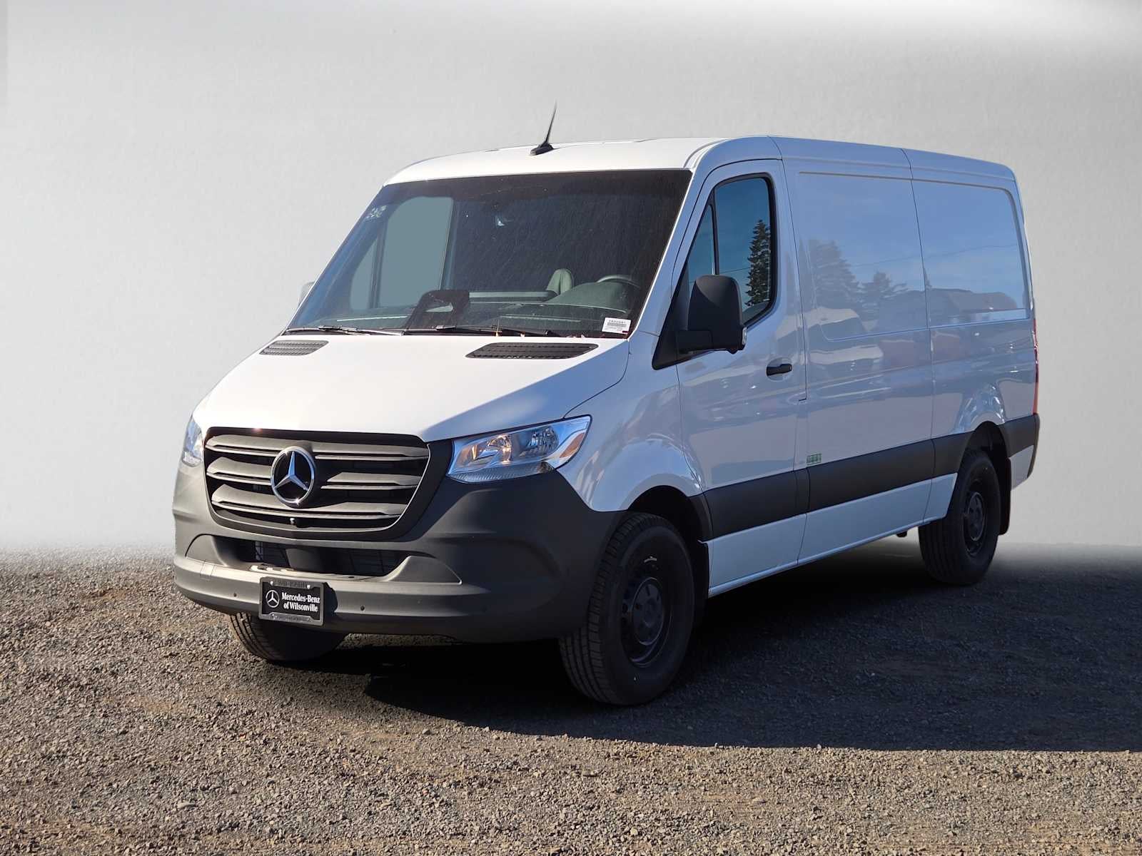 2026 Mercedes-Benz Sprinter Cargo 2500 Standard Roof I4 Diesel 144 RWD