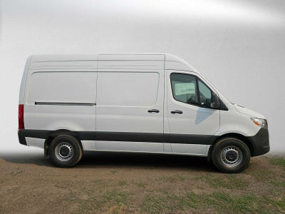 2026 Mercedes-Benz Sprinter 2500 Standard Roof I4 Diesel 144 RWD