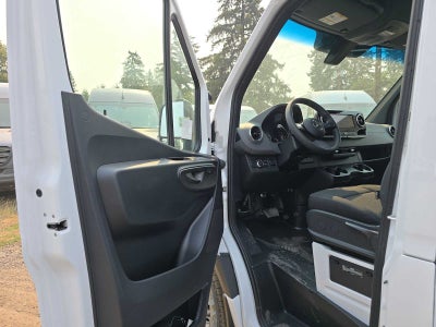 2026 Mercedes-Benz Sprinter 2500 Standard Roof I4 Diesel 144 RWD
