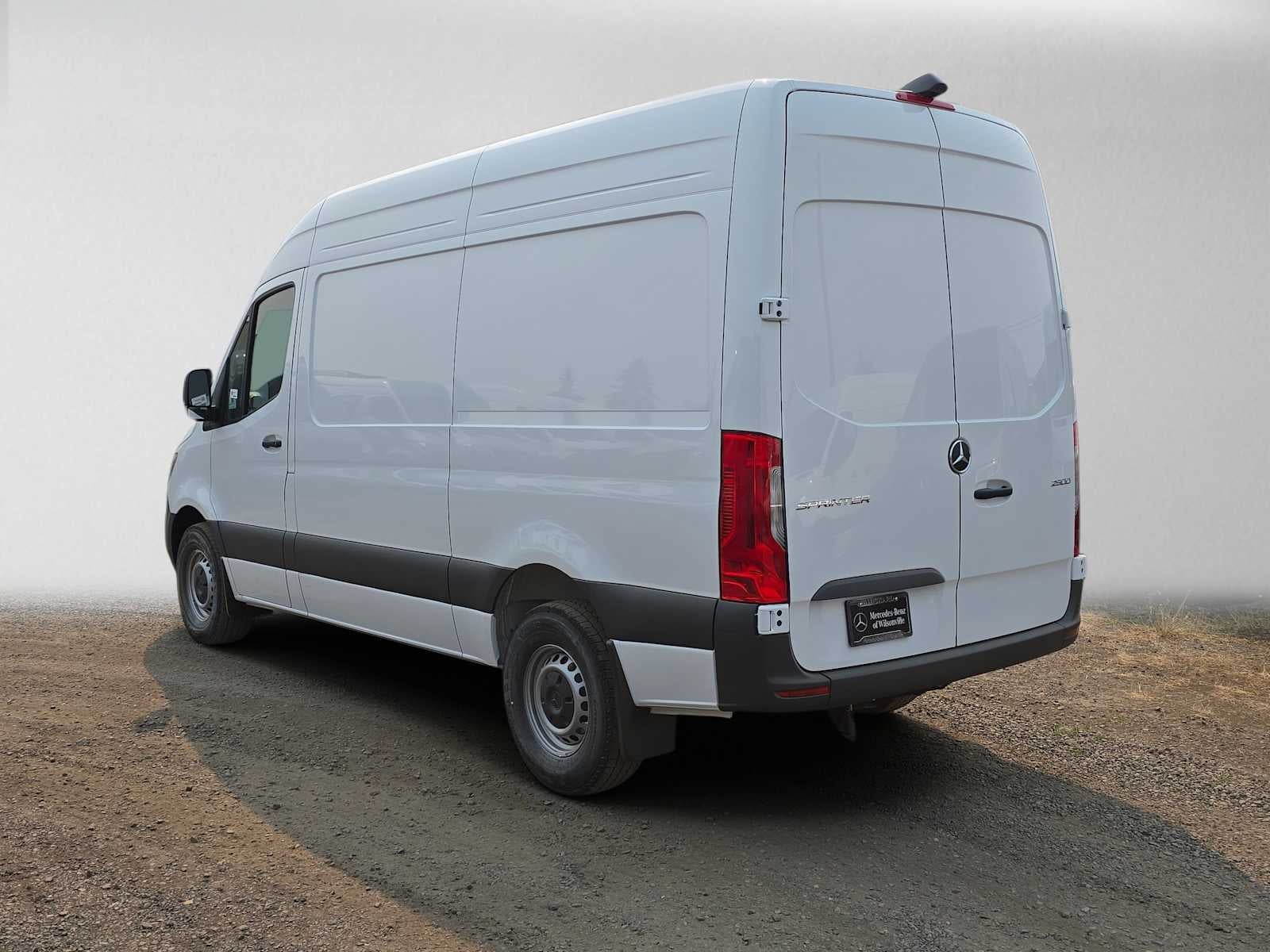 2026 Mercedes-Benz Sprinter 2500 Standard Roof I4 Diesel 144 RWD