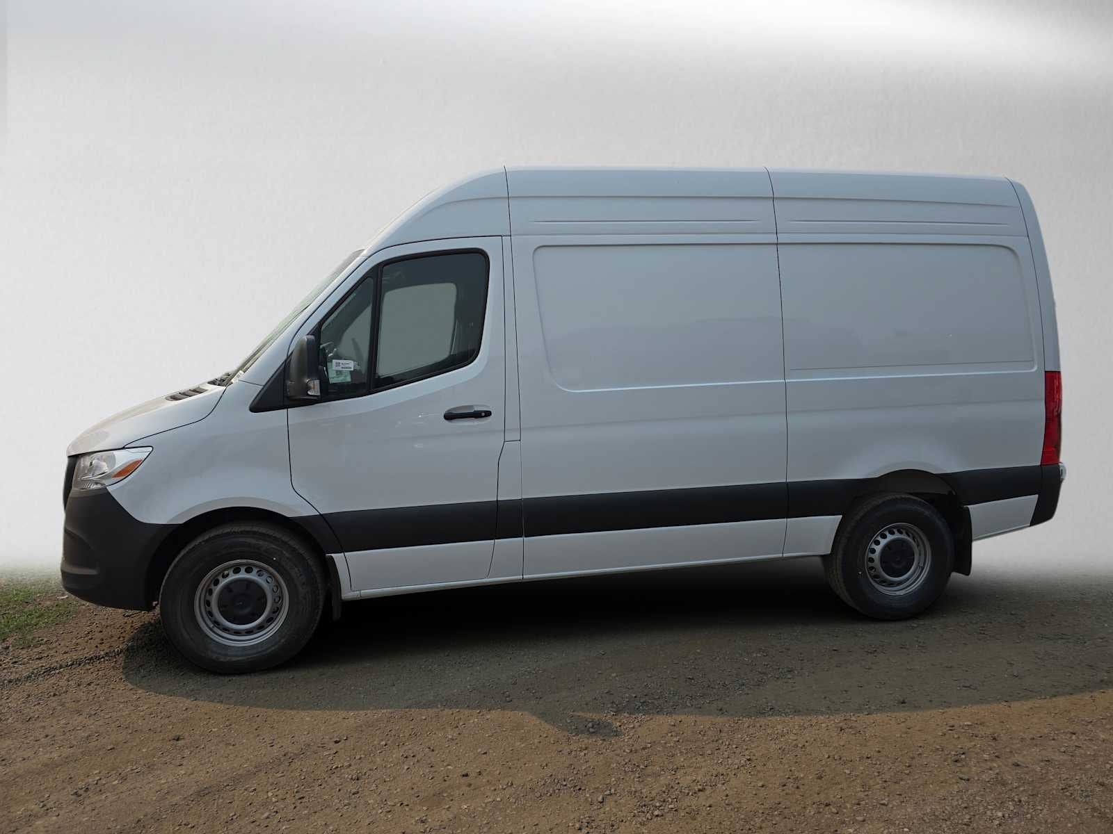 2026 Mercedes-Benz Sprinter 2500 Standard Roof I4 Diesel 144 RWD