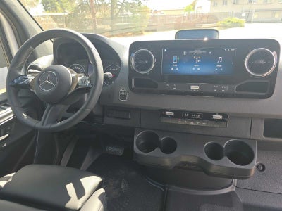 2026 Mercedes-Benz Sprinter Cargo 2500 Standard Roof I4 Diesel 144 RWD
